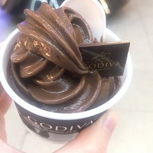 Meet your Posher, Lulu